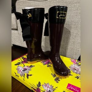 Never worn - Joules y’all rain boots size 8